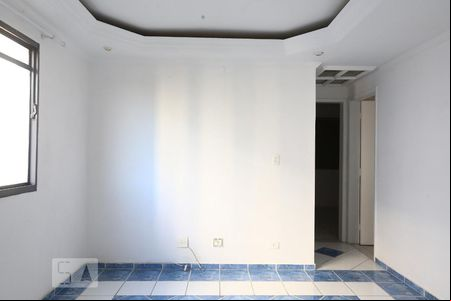 Sala de apartamento para alugar com 2 quartos, 50m² em Vila Carmosina, São Paulo