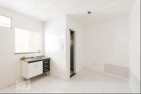 Sala e Quarto/Cozinha de kitnet/studio à venda com 1 quarto, 21m² em Taquara, Rio de Janeiro