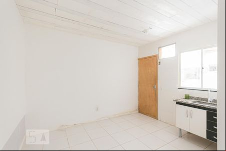 Sala e Quarto/Cozinha de kitnet/studio à venda com 1 quarto, 21m² em Taquara, Rio de Janeiro