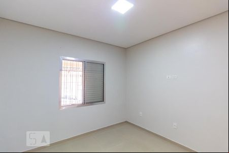 Quarto 1 de casa para alugar com 2 quartos, 180m² em Jardim Fernandes, São Paulo
