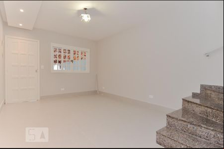 Sala de casa para alugar com 2 quartos, 130m² em Vila Monteiro Lobato, Guarulhos