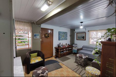 Sala de casa à venda com 5 quartos, 180m² em Centro, Novo Hamburgo
