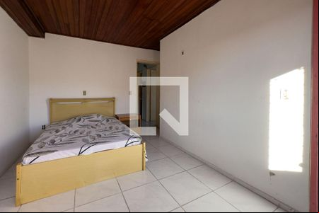 Quarto 1 de casa à venda com 6 quartos, 236m² em São José, Porto Alegre