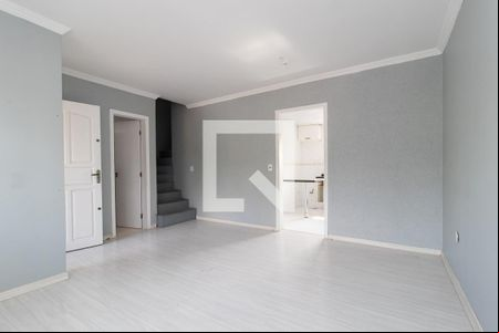 Sala de casa de condomínio para alugar com 3 quartos, 95m² em Uberaba, Curitiba