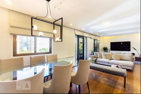 Sala de apartamento para alugar com 3 quartos, 132m² em Itaim Bibi, São Paulo