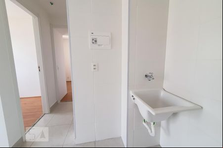 Sala/Cozinha de apartamento para alugar com 2 quartos, 35m² em Cambuci, São Paulo