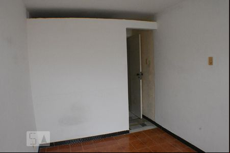 Quarto 1 com varanda e banheiro de casa para alugar com 3 quartos, 102m² em Estrada das Barreiras, Salvador
