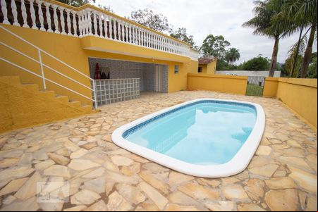 Piscina de casa à venda com 3 quartos, 400m² em Bairro do Mursa, Várzea Paulista