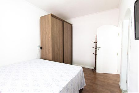 Suíte de casa para alugar com 2 quartos, 188m² em Santo Antônio, Osasco