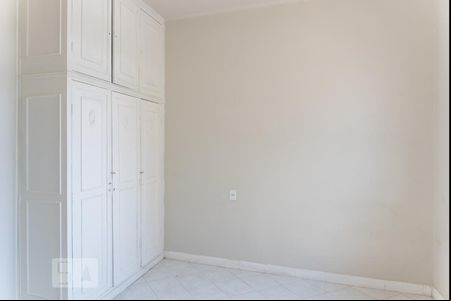 Sala / Quarto de kitnet/studio para alugar com 1 quarto, 40m² em Cidade Nova, Rio de Janeiro