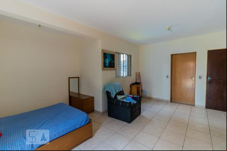 Suíte de casa à venda com 3 quartos, 400m² em Artur Alvim, São Paulo