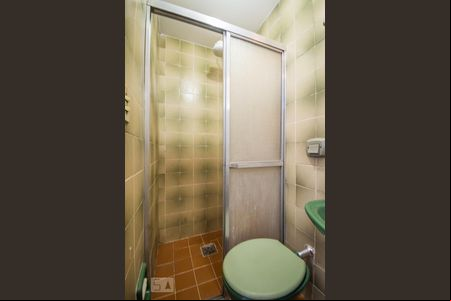 Banheiro de apartamento à venda com 1 quarto, 21m² em Vila Itapura, Campinas