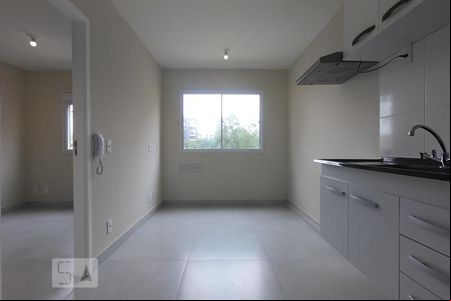 Sala / Cozinha de apartamento à venda com 1 quarto, 24m² em Vila Andrade, São Paulo
