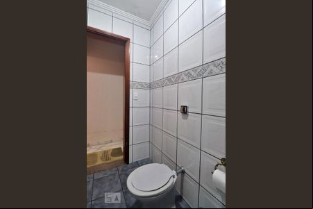 Lavabo de casa para alugar com 3 quartos, 181m² em Jardim Las Vegas, Santo André