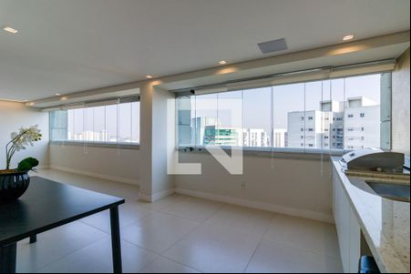 Sala de apartamento para alugar com 3 quartos, 183m² em Jardim Londrina, São Paulo