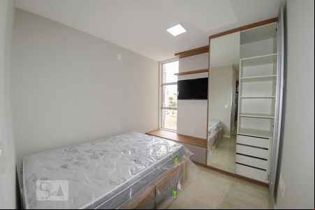 Quarto de kitnet/studio para alugar com 1 quarto, 25m² em Itacorubi, Florianópolis