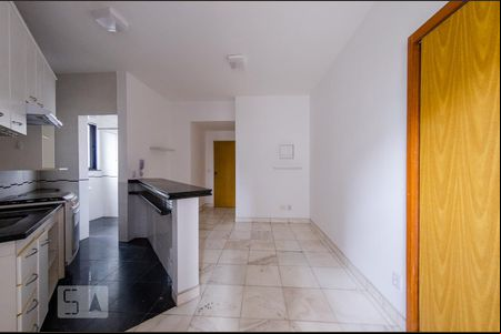 Sala de apartamento para alugar com 1 quarto, 45m² em Funcionários, Belo Horizonte