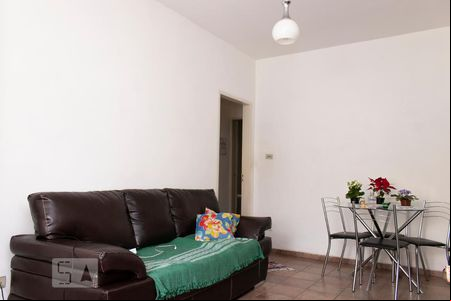Sala de casa à venda com 4 quartos, 250m² em Santa Teresinha, São Paulo