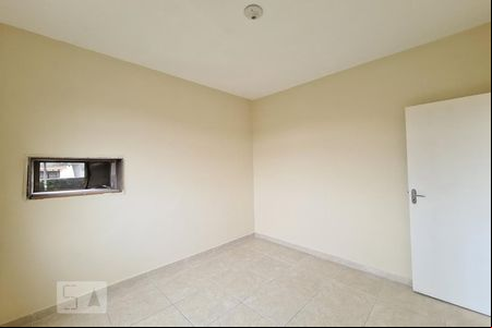 Quarto 1 de apartamento para alugar com 2 quartos, 60m² em Quintino Bocaiuva, Rio de Janeiro