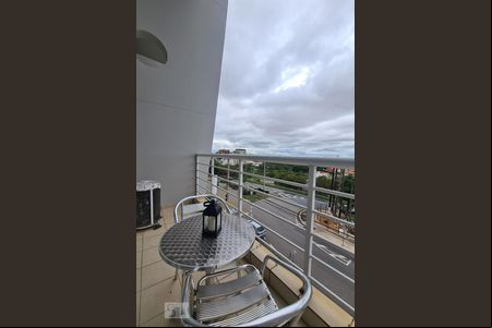 Varanda de kitnet/studio para alugar com 1 quarto, 82m² em Parque Campolim, Sorocaba