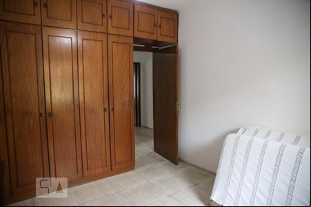 Quarto 1 de casa à venda com 3 quartos, 240m² em Rudge Ramos, São Bernardo do Campo