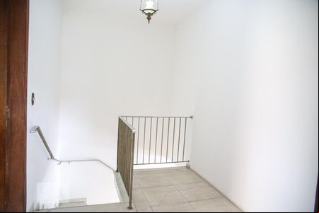 Hall de casa à venda com 3 quartos, 240m² em Rudge Ramos, São Bernardo do Campo