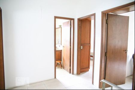 Hall de casa à venda com 3 quartos, 240m² em Rudge Ramos, São Bernardo do Campo