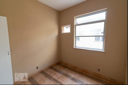 Quarto 1 de apartamento para alugar com 2 quartos, 58m² em Vila Isabel, Rio de Janeiro