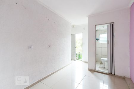 Quarto 1 de apartamento para alugar com 1 quarto, 30m² em Vila Nova Mazzei, São Paulo