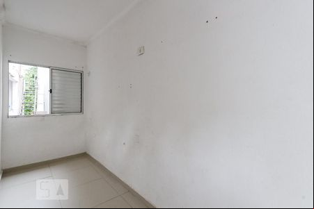 Quarto 2 de apartamento para alugar com 1 quarto, 30m² em Vila Nova Mazzei, São Paulo