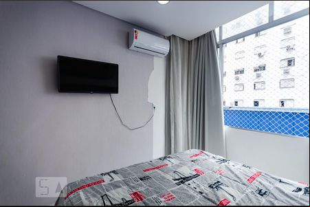 Quarto 1 de apartamento para alugar com 2 quartos, 60m² em Embaré, Santos