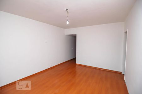 Sala de apartamento para alugar com 2 quartos, 85m² em Botafogo, Rio de Janeiro