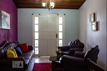 Sala de Estar de casa à venda com 2 quartos, 107m² em Guajuviras, Canoas