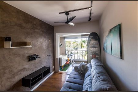 Sala de TV de apartamento à venda com 3 quartos, 80m² em Empresarial 18 do Forte, Barueri