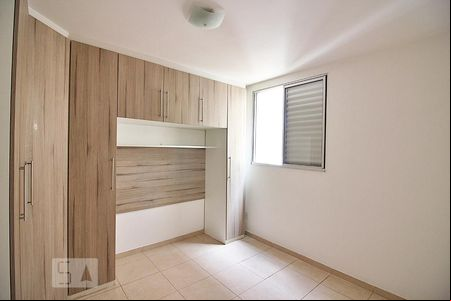 Quarto 2 de apartamento para alugar com 2 quartos, 50m² em Taboão, São Bernardo do Campo