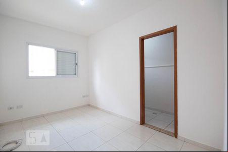 Suíte de casa de condomínio à venda com 2 quartos, 74m² em Conceição, Osasco