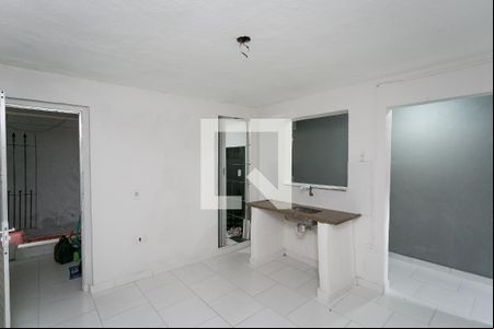 Sala/Cozinha de casa para alugar com 1 quarto, 40m² em Parque Pinheiros, Taboão da Serra