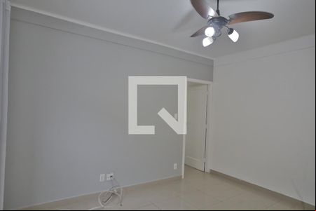 Sala de apartamento para alugar com 2 quartos, 75m² em Embaré, Santos