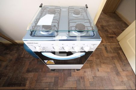 Sala/Cozinha de apartamento para alugar com 1 quarto, 44m² em Centro, Curitiba