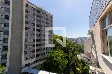 Sala de apartamento à venda com 3 quartos, 129m² em Ingá, Niterói