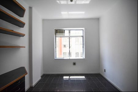 Quarto 2 de apartamento à venda com 3 quartos, 110m² em Centro, Niterói