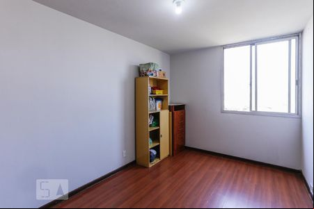 Quarto 2 de apartamento para alugar com 2 quartos, 68m² em Parque Residencial da Lapa, São Paulo