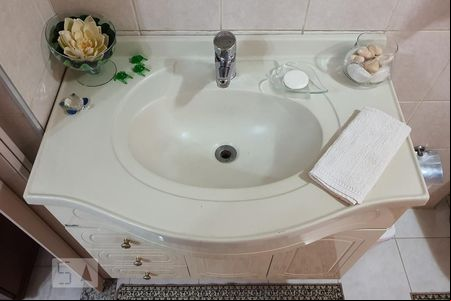 Banheiro de apartamento para alugar com 1 quarto, 30m² em Liberdade, São Paulo