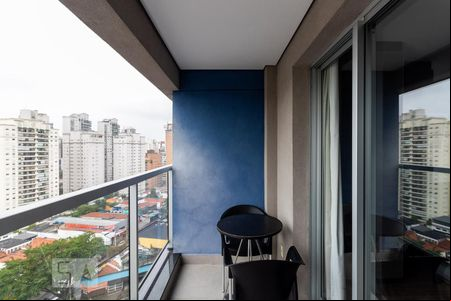 Varanda de kitnet/studio à venda com 1 quarto, 42m² em Vila Olímpia, São Paulo