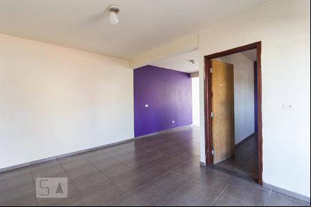 Sala de casa para alugar com 2 quartos, 90m² em Jardim Santa Marina, Sorocaba