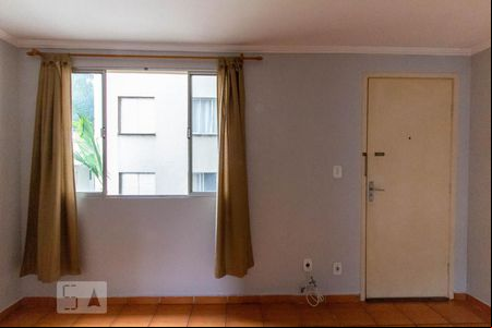 Sala de apartamento para alugar com 2 quartos, 54m² em Jardim Torino, Cotia
