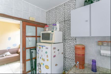 Cozinha de apartamento à venda com 2 quartos, 62m² em Santa Terezinha, Belo Horizonte