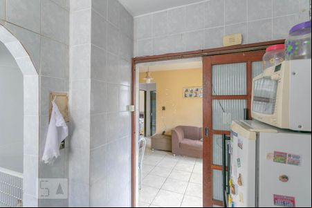 Cozinha de apartamento à venda com 2 quartos, 62m² em Santa Terezinha, Belo Horizonte