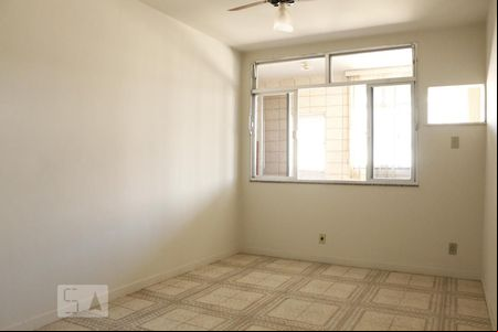 Quarto 2 de casa para alugar com 2 quartos, 200m² em Méier, Rio de Janeiro