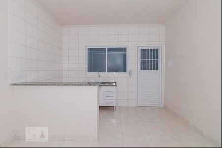 Sala e Cozinha de apartamento para alugar com 1 quarto, 35m² em Vila Gustavo, São Paulo